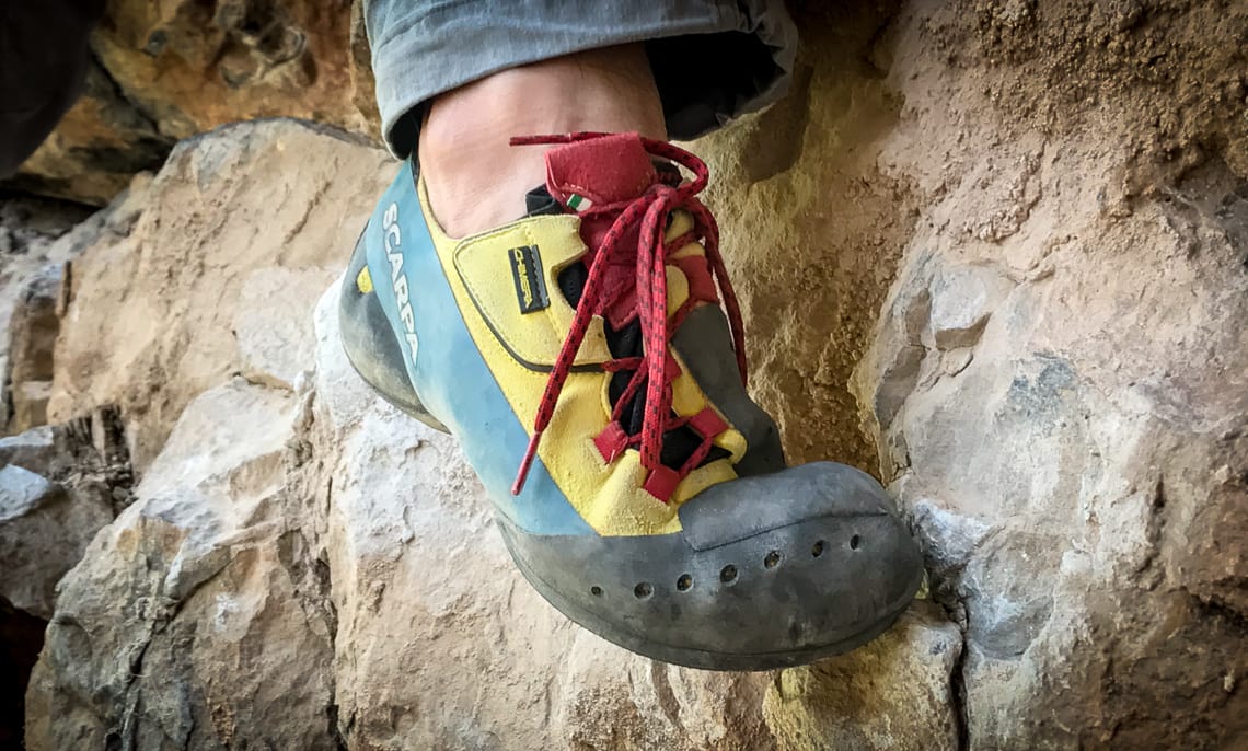 Rock climbing shoes blog.knak.jp